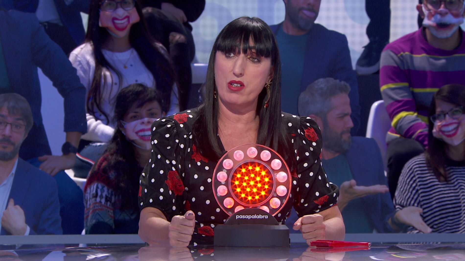 Roberto Leal le corta el rollo a Rossy de Palma: “No te la cantaron porque no es suya”