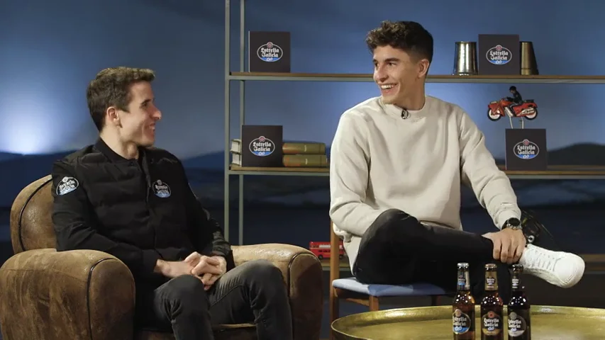Marc Márquez, sobre la rivalidad con su hermano Álex en la pista: "Eso no se habla, si puedes ganar tú mejor que él" Marc Márquez, sobre la rivalidad con su hermano Álex en la pista: "Eso no se habla, si puedes ganar tú mejor que él"