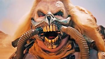 Hugh Keays-Byrne como Inmortal Joe en 'Mad Max: Furia en la carrertera'