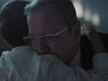 ¡Juntos de nuevo! El emotivo primer abrazo entre Fernando Navarro y su hijo 