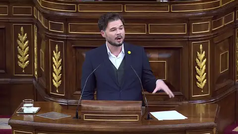 Gabriel Rufián abre una "nueva era al deber pactar el Gobierno obligadamente con el independentismo catalán y vasco" Gabriel Rufián abre una "nueva era al deber pactar el Gobierno obligadamente con el independentismo catalán y vasco"