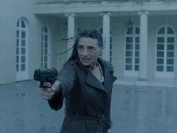 Una abuela de armas tomar: Emilia mata al presidente de España para salvar a Marta Una abuela de armas tomar: Emilia mata al presidente de España para salvar a Marta