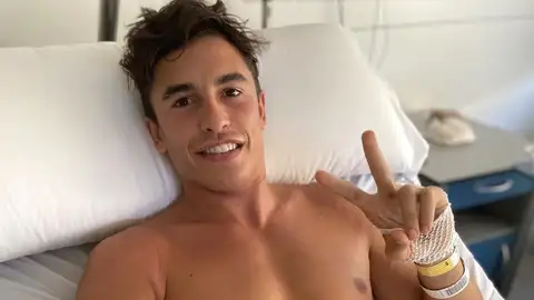 Marc Márquez, operado por tercera vez de su brazo derecho en una intervención de 11 horas en Madrid Marc Márquez, operado por tercera vez de su brazo derecho en una intervención de 11 horas en Madrid