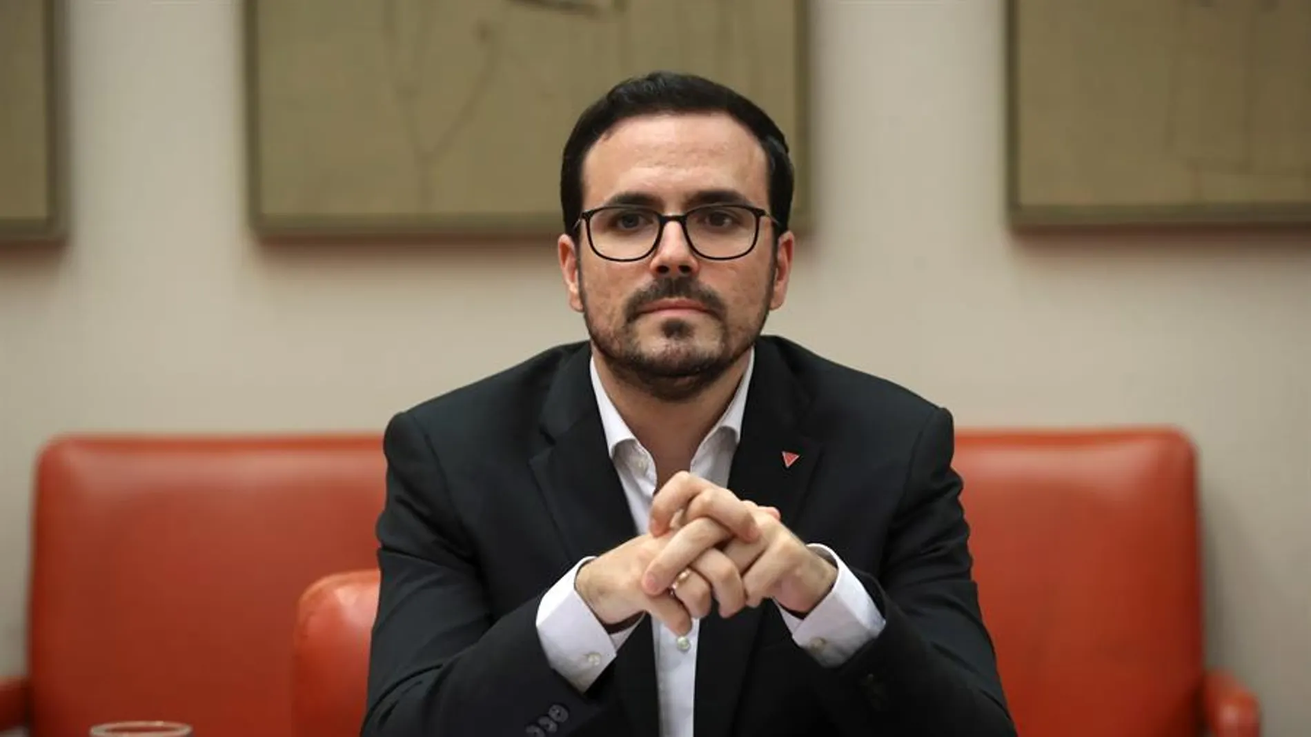 Alberto Garzón estudia ampliar los servicios bucodentales en la sanidad pública Alberto Garzón estudia ampliar los servicios bucodentales en la sanidad pública