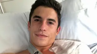 Marc Márquez, operado por tercera vez de su brazo derecho en una intervención de 11 horas Marc Márquez, operado por tercera vez de su brazo derecho en una intervención de 11 horas
