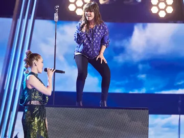 Vanesa Martín, Paula Espinosa y Johanna Polvillo cantan ‘… y vuelo’ en La Final de ‘La Voz’ Vanesa Martín, Paula Espinosa y Johanna Polvillo cantan ‘… y vuelo’ en La Final de ‘La Voz’