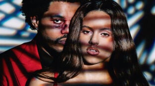 The Weeknd y Rosal&iacute;a presentan el remix de 'Blinding Lights'
