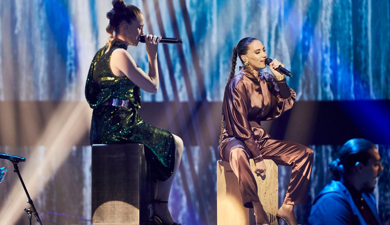 India Martínez y Johanna Polvillo cantan ‘La gitana’ en La Final de ‘La Voz’