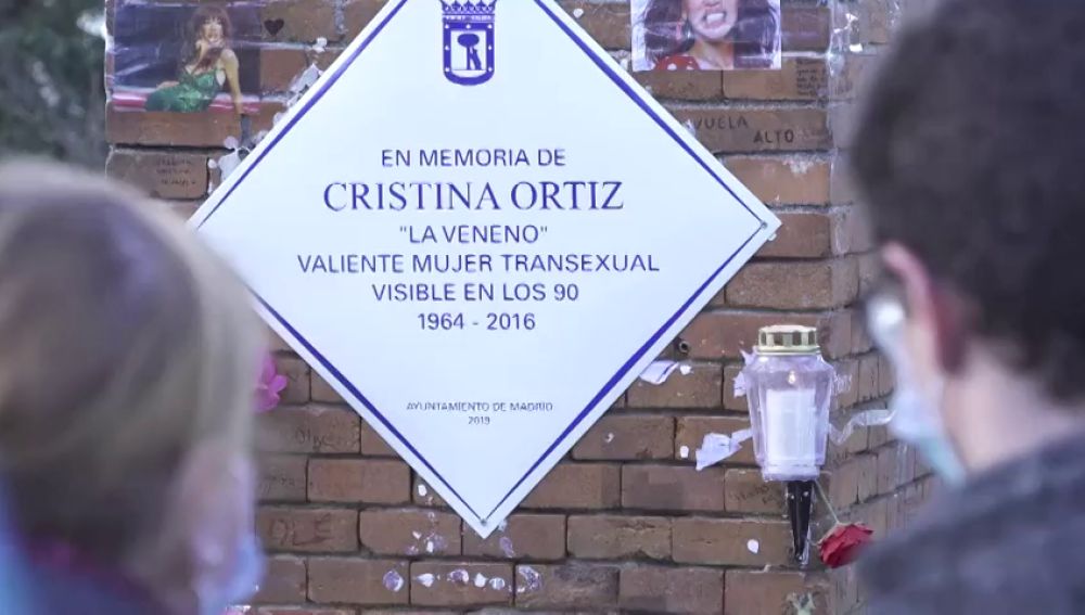 Madrid reinstaura la placa en homenaje a 'La Veneno', vandalizada en 2019