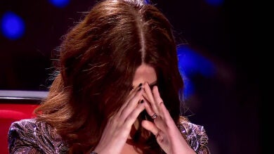 Laura Pausini, desbordada de emoción: “Imagínense qué significa para una niña crecer sin su madre”