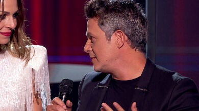 El conmovedor homenaje de Alejandro Sanz y Pablo López a Pau Donés con 'La quiero a morir' en 'La Voz'