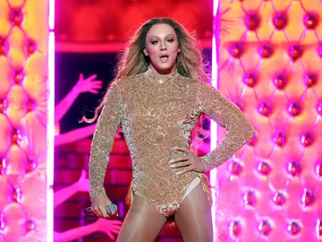 Jorge González derrocha sensualidad convertido en una auténtica ‘Naughty girl’ como Beyoncé Jorge González derrocha sensualidad convertido en una auténtica ‘Naughty girl’ como Beyoncé