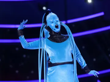 Cristina Ramos presume de voz extraterrestre como Diva Plavalaguna en ‘The diva dance’ Cristina Ramos presume de voz extraterrestre como Diva Plavalaguna en ‘The diva dance’