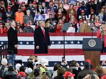 Trump en un acto electoral en Georgia