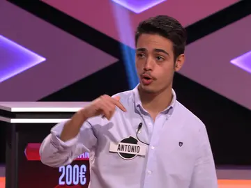 ¡Qué grande! Antonio, de ‘Los trivianas’, sorprende con una improvisación de ‘freestyle’ ¡Qué grande! Antonio, de ‘Los trivianas’, sorprende con una improvisación de ‘freestyle’