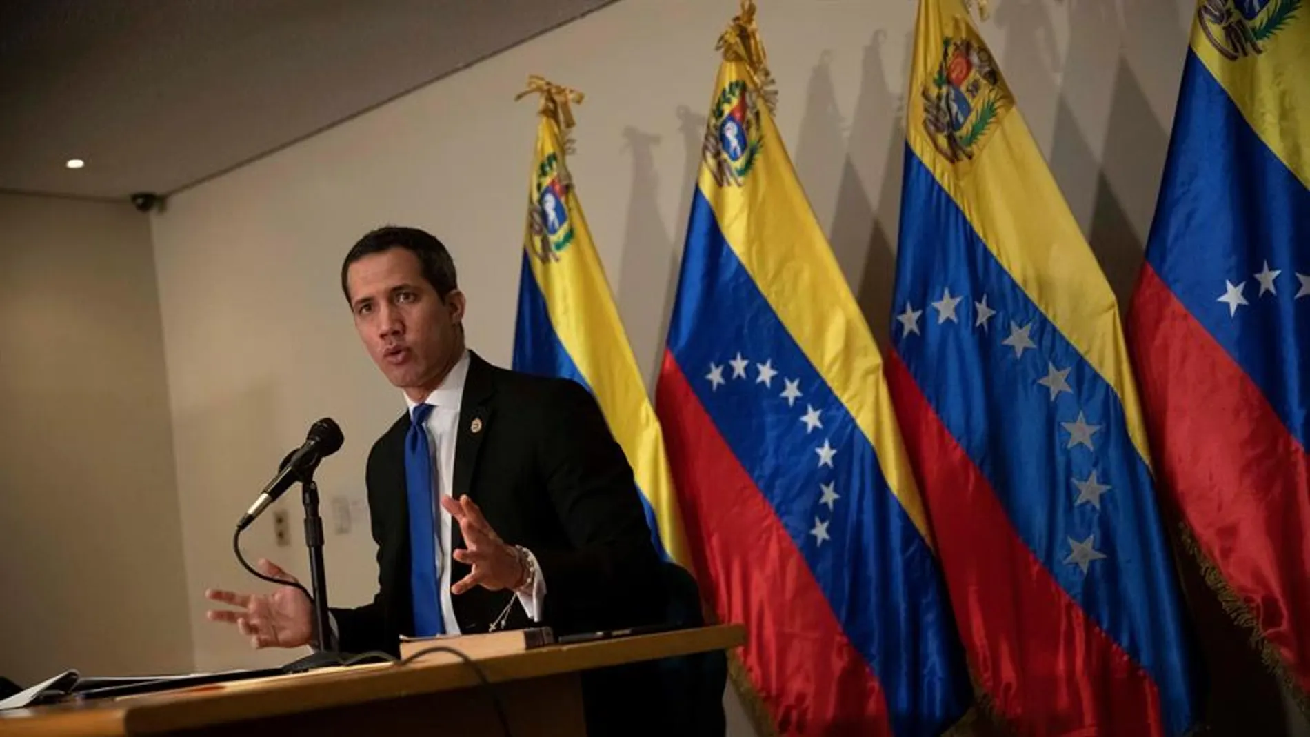 Guaidó acusa a Zapatero de "cómplice de violación de DD.HH." en Venezuela Guaidó acusa a Zapatero de "cómplice de violación de DD.HH." en Venezuela