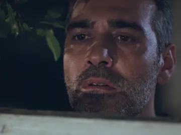 Sarp vuelve a ver a Doruk y crecen sus sospechas: ¿es su hijo? Sarp vuelve a ver a Doruk y crecen sus sospechas: ¿es su hijo?