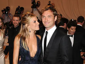 Sienna Miller y Jude Law Sienna Miller y Jude Law