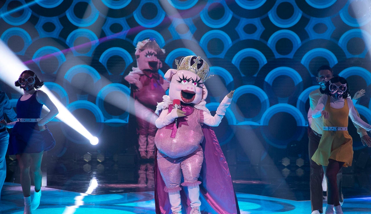 Una cerdita de lo m&aacute;s ochentera canta &lsquo;Chas y aparezco a tu lado&rsquo; de &Aacute;lex y Cristina