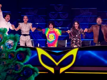 Los investigadores de ‘Mask Singer’ se marcan un ‘total five’ con la identidad del Pavo Real Los investigadores de ‘Mask Singer’ se marcan un ‘total five’ con la identidad del Pavo Real