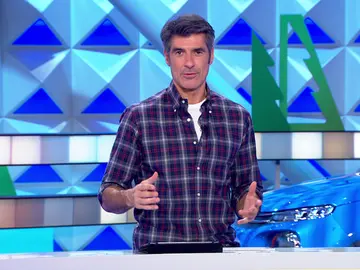 Jorge Fernández amenaza con cobrar las consonantes a una concursante Jorge Fernández amenaza con cobrar las consonantes a una concursante