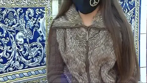 María, víctima de violencia de género: “No me dejaba salir, ir con mis amigas o tener móvil. El móvil era para los dos”. María, víctima de violencia de género: “No me dejaba salir, ir con mis amigas o tener móvil. El móvil era para los dos”.