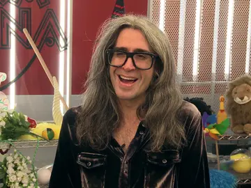 ¡Un secador para dormir o una pareja inesperada! Los concursantes destapan el lado oculto de ‘Tu cara me suena’ ¡Un secador para dormir o una pareja inesperada! Los concursantes destapan el lado oculto de ‘Tu cara me suena’