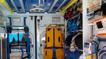 Interior de una ambulancia de Soporte Vital B&aacute;sico Avanzado.