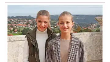 La felicitación de la Navidad por parte de la Familia Real. La felicitación de la Navidad por parte de la Familia Real.