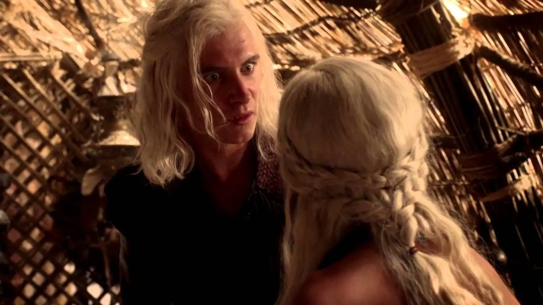 Viserys y Daenerys en 'Juego de Tronos'