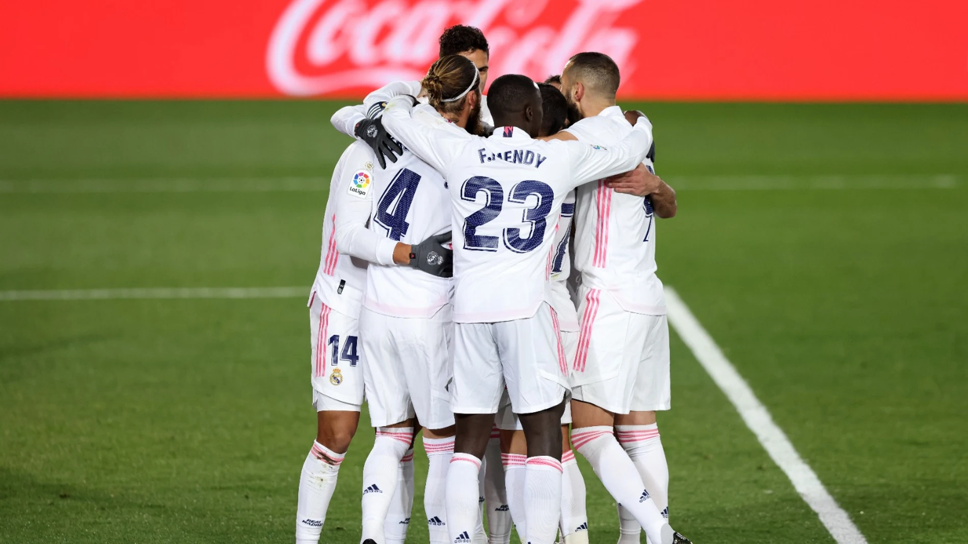 El Real Madrid celebra un gol El Real Madrid celebra un gol