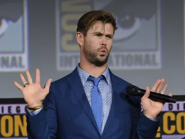 Chris Hemsworth Chris Hemsworth