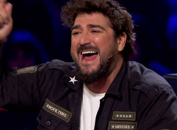 Antonio Orozco deja volar su duende y sorprende cantando sevillanas en 'La Voz Senior'