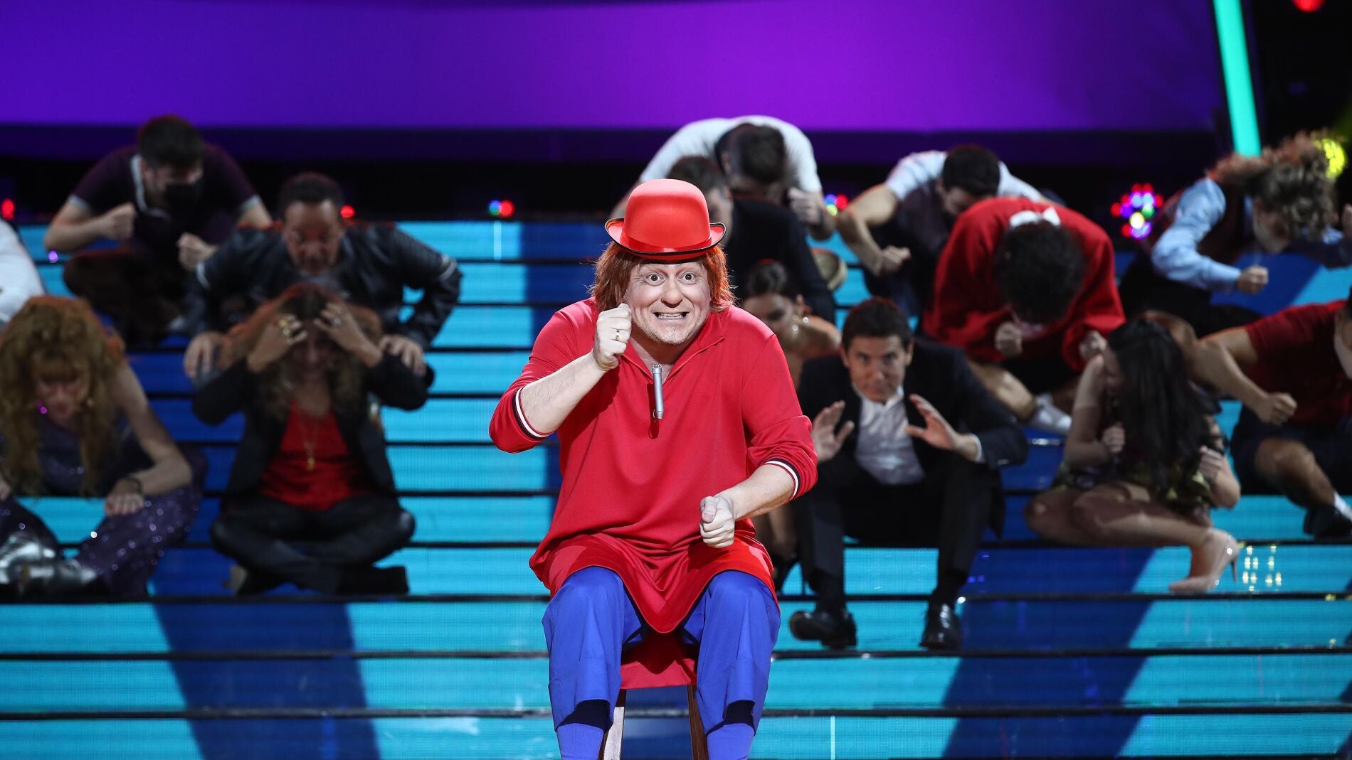 El Monaguillo nos lleva de paseo en &lsquo;El auto de pap&aacute;&rsquo; como Fof&oacute; 