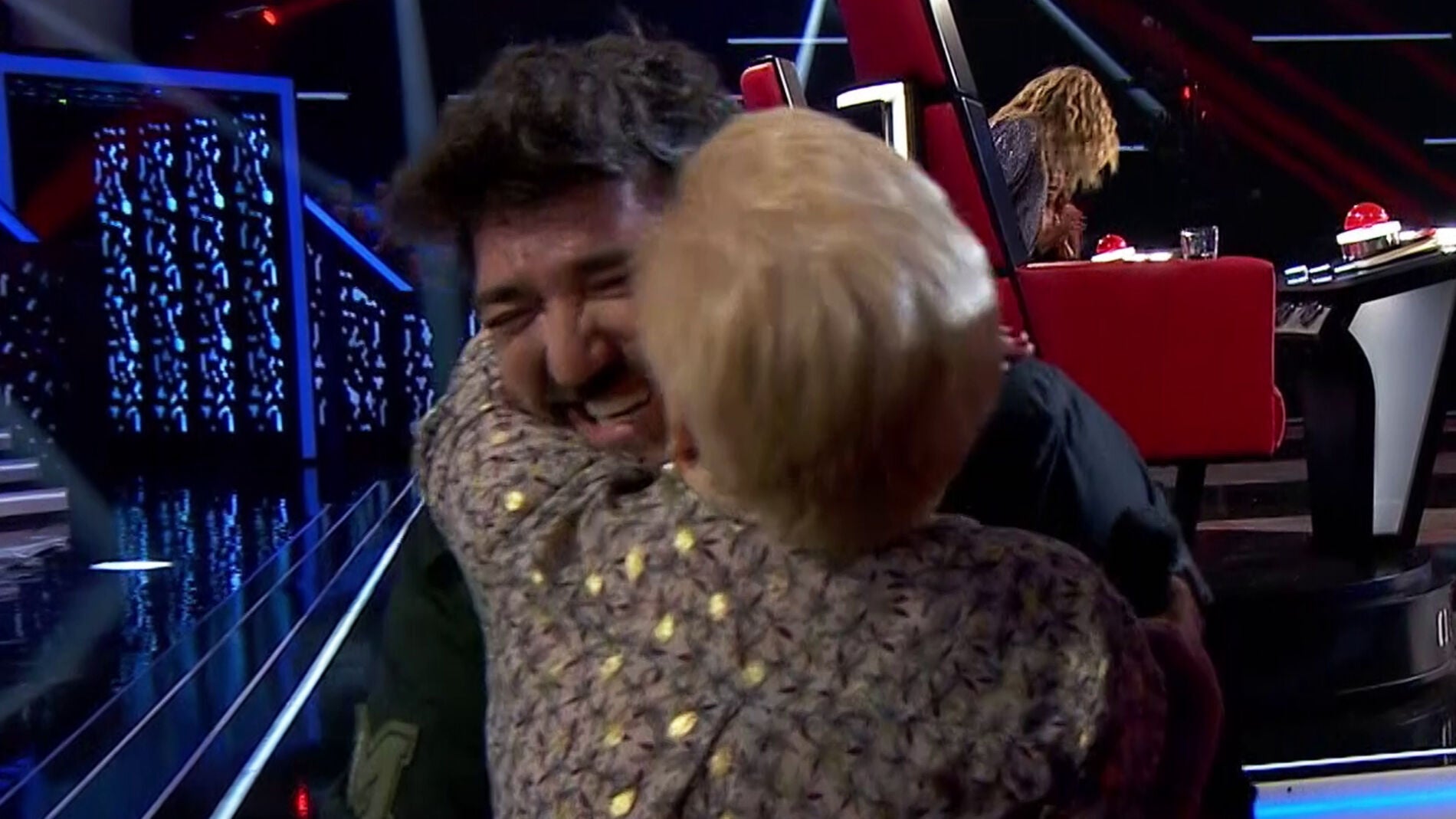 La madre de una talent, de 84 a&ntilde;os, estalla de felicidad al conocer a Antonio Orozco en 'La Voz Senior'