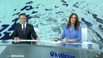 Matías Prats y Mónica Carrillo en Antena 3 Noticias
