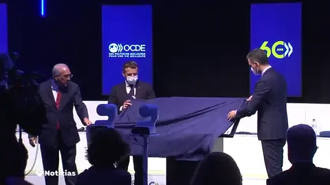 Pedro Sánchez ensalza la subida del salario mínimo cuando el Gobierno debate sobre un nuevo incremento Pedro Sánchez ensalza la subida del salario mínimo cuando el Gobierno debate sobre un nuevo incremento