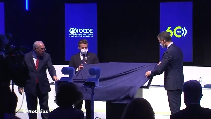 Pedro S&aacute;nchez ensalza la subida del salario m&iacute;nimo cuando el Gobierno debate sobre un nuevo incremento