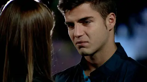 Cabano se despide de Ruth y de sus amigos en ‘Física o Química’ Cabano se despide de Ruth y de sus amigos en ‘Física o Química’