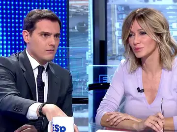 Albert Rivera: "Yo no me veía calentando el escaño por un sueldo" Albert Rivera: "Yo no me veía calentando el escaño por un sueldo"