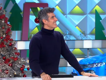 Jorge Fernández se deshace en halagos con la banda de ‘La ruleta de la suerte’: “¡Qué bien hecha, muchas felicidades!” Jorge Fernández se deshace en halagos con la banda de ‘La ruleta de la suerte’: “¡Qué bien hecha, muchas felicidades!”