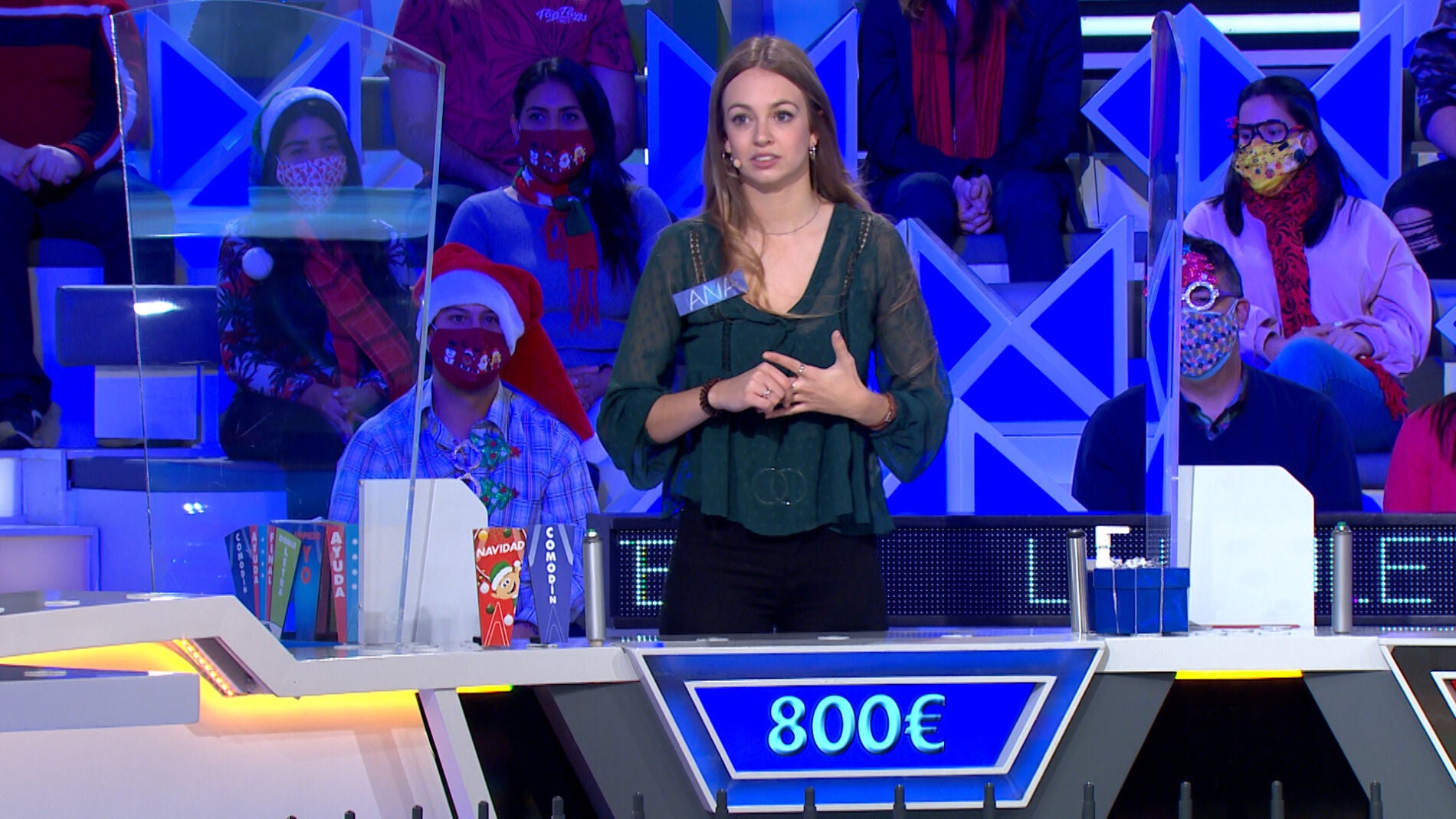 La respuesta de Jorge Fern&aacute;ndez a una concursante que quiere pagar por una consonante: &ldquo;Te la voy a regalar, por simp&aacute;tica&rdquo;