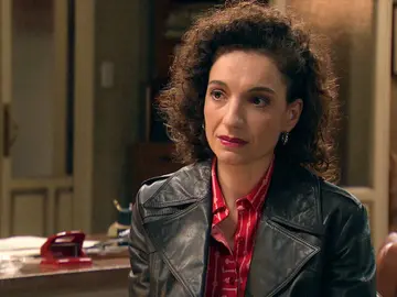 Estefanía, acorralada, confiesa a Guillermo su secreto mejor guardado Estefanía, acorralada, confiesa a Guillermo su secreto mejor guardado