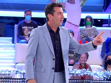 Arturo Valls reabre el gran debate de ‘¡Ahora caigo!’: ¿Cuál debe ser la canción del euro?