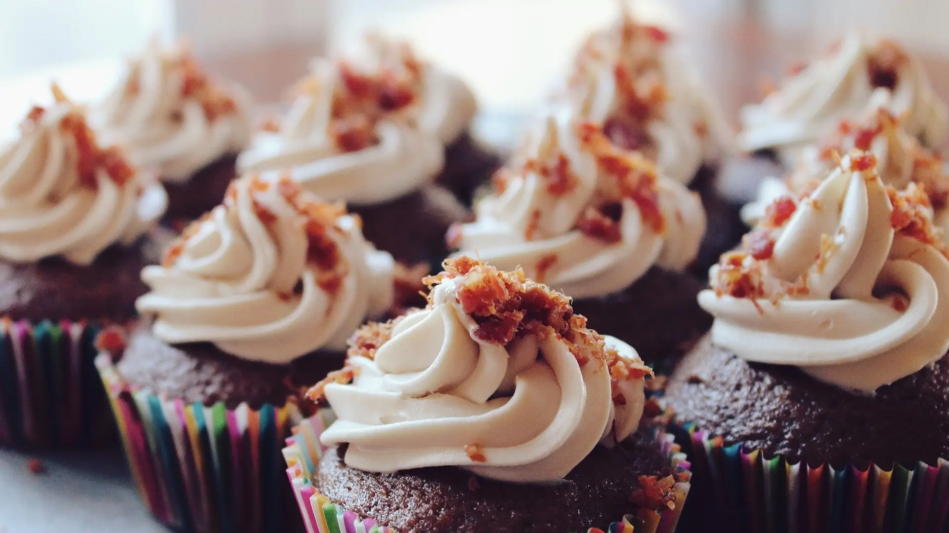Día del Cupcake 2020: Las mejores recetas para hacer cupcakes de chocolate y red velvet fáciles Día del Cupcake 2020: Las mejores recetas para hacer cupcakes de chocolate y red velvet fáciles