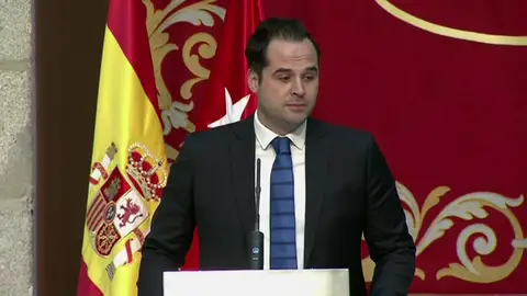 Ignacio Aguado pide, emocionado que no se olvide este año 2020 por todo lo que hemos aprendido Ignacio Aguado pide, emocionado que no se olvide este año 2020 por todo lo que hemos aprendido