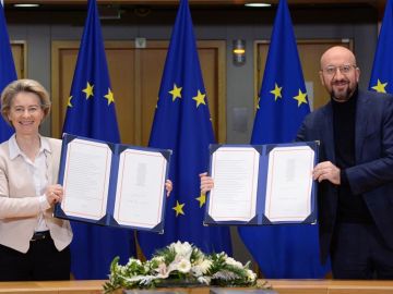 La Unión Europea firma el acuerdo comercial sobre su futura relación con el Reino Unido tras el 'Brexit'