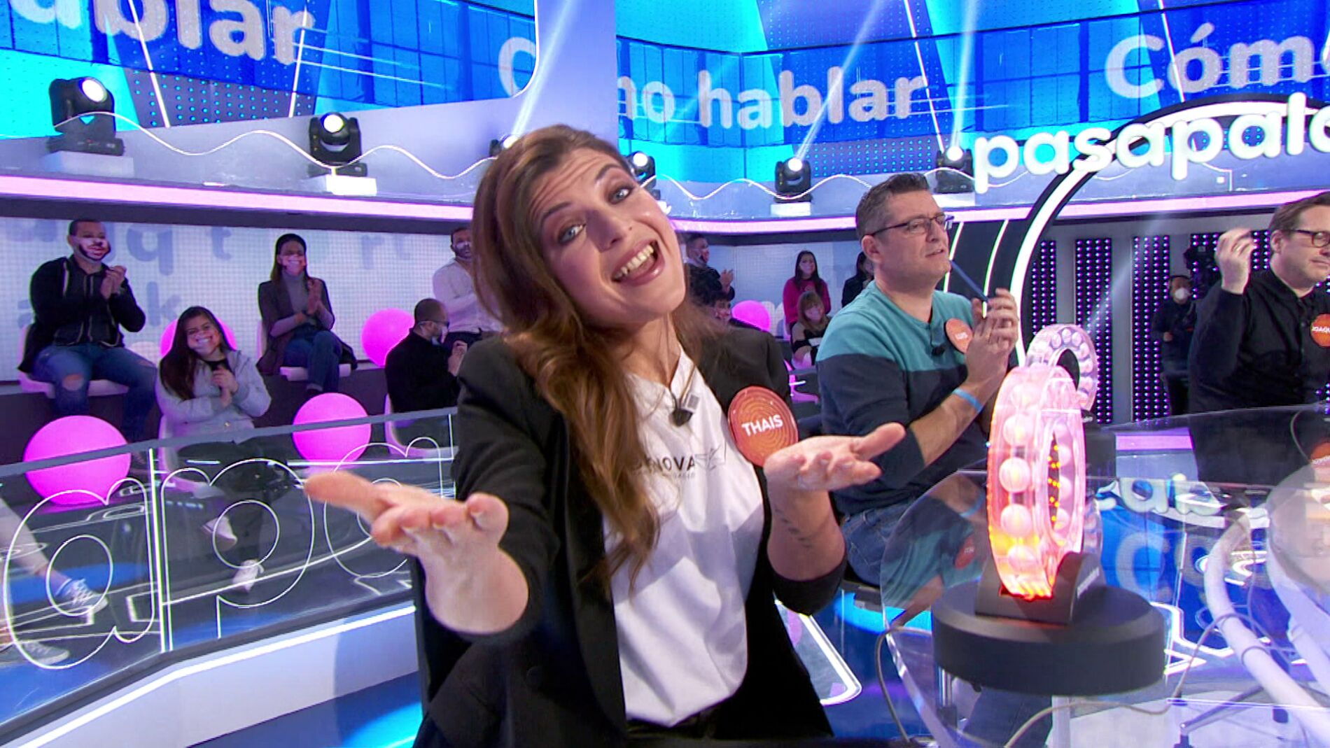 ¡Doble recompensa! Thais Blume pregunta ‘Cómo hablar’ para ganar a Raquel Meroño