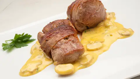 Karlos Arguiñano elabora la última receta del año: solomillo con salsa poulette Karlos Arguiñano elabora la última receta del año: solomillo con salsa poulette