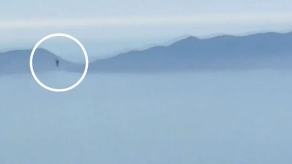El susto de la piloto Brandy Fogelman en pleno vuelo en California: "Estaba alucinando... ¡es imposible!" El susto de la piloto Brandy Fogelman en pleno vuelo en California: "Estaba alucinando... ¡es imposible!"